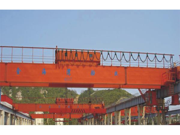 QL型20+20t-38m电磁挂梁桥式三亿体育入口（中国）有限公司